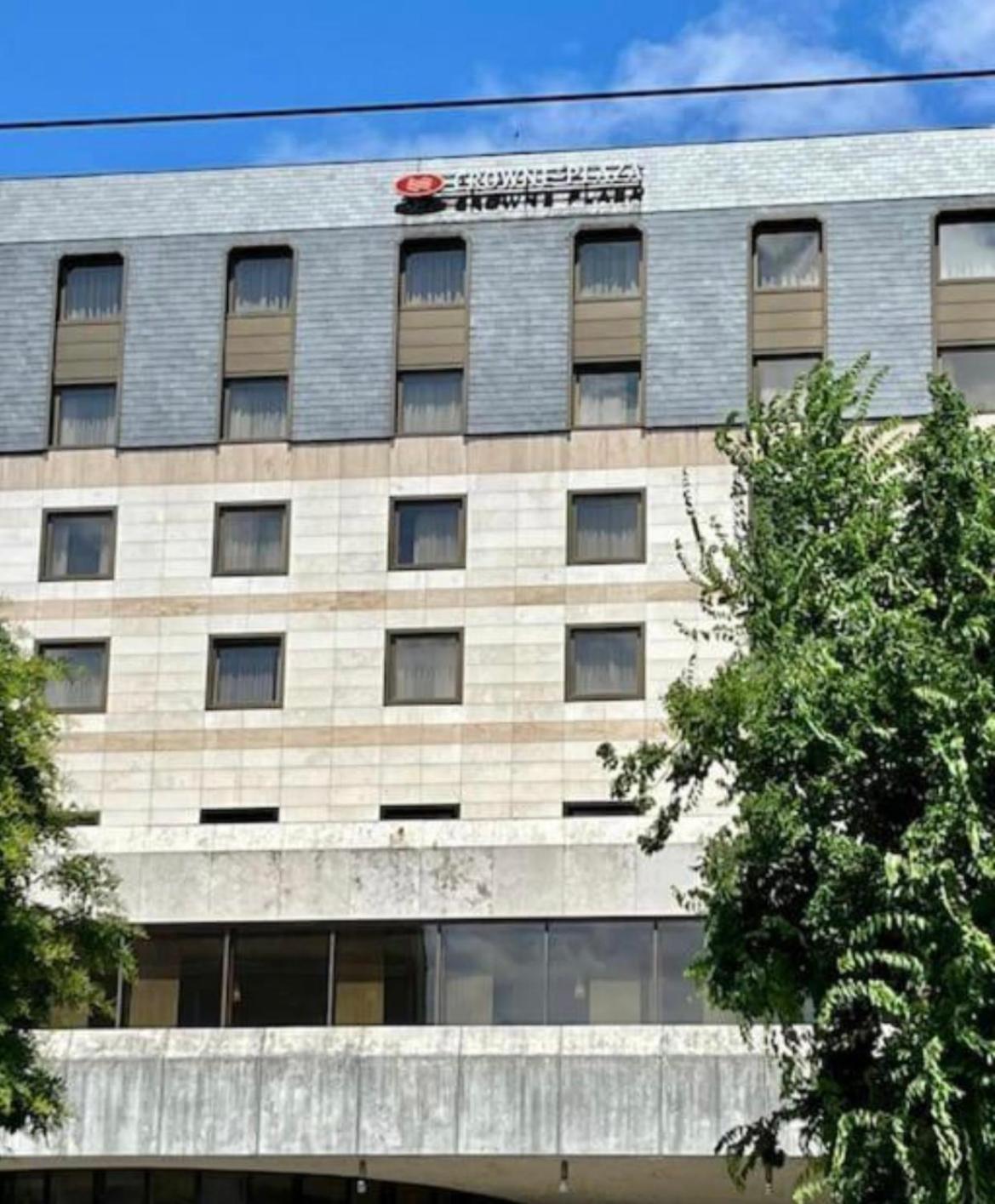 Plaza De Luxe Lägenhet Bratislava Exteriör bild