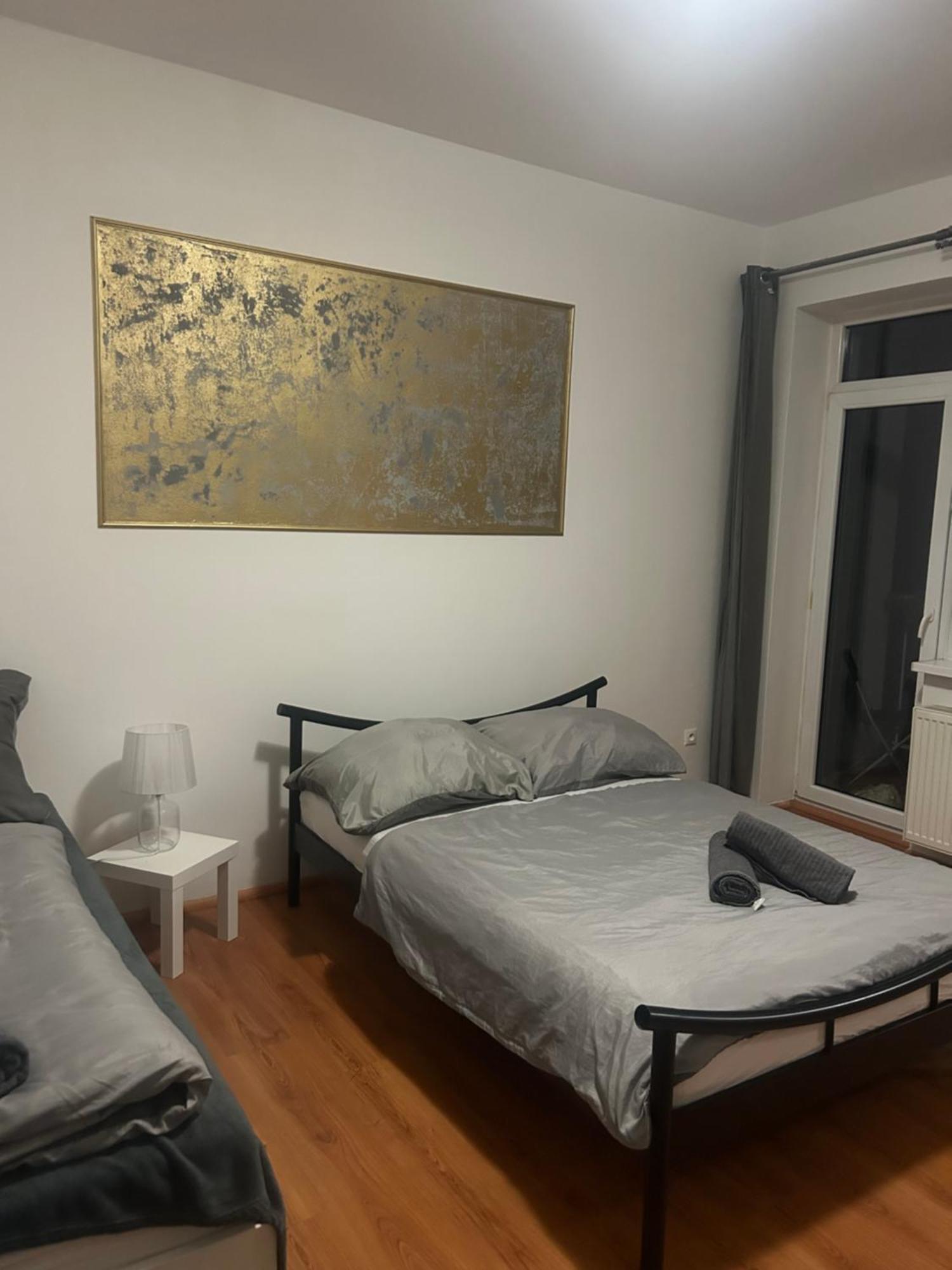 Plaza De Luxe Lägenhet Bratislava Exteriör bild